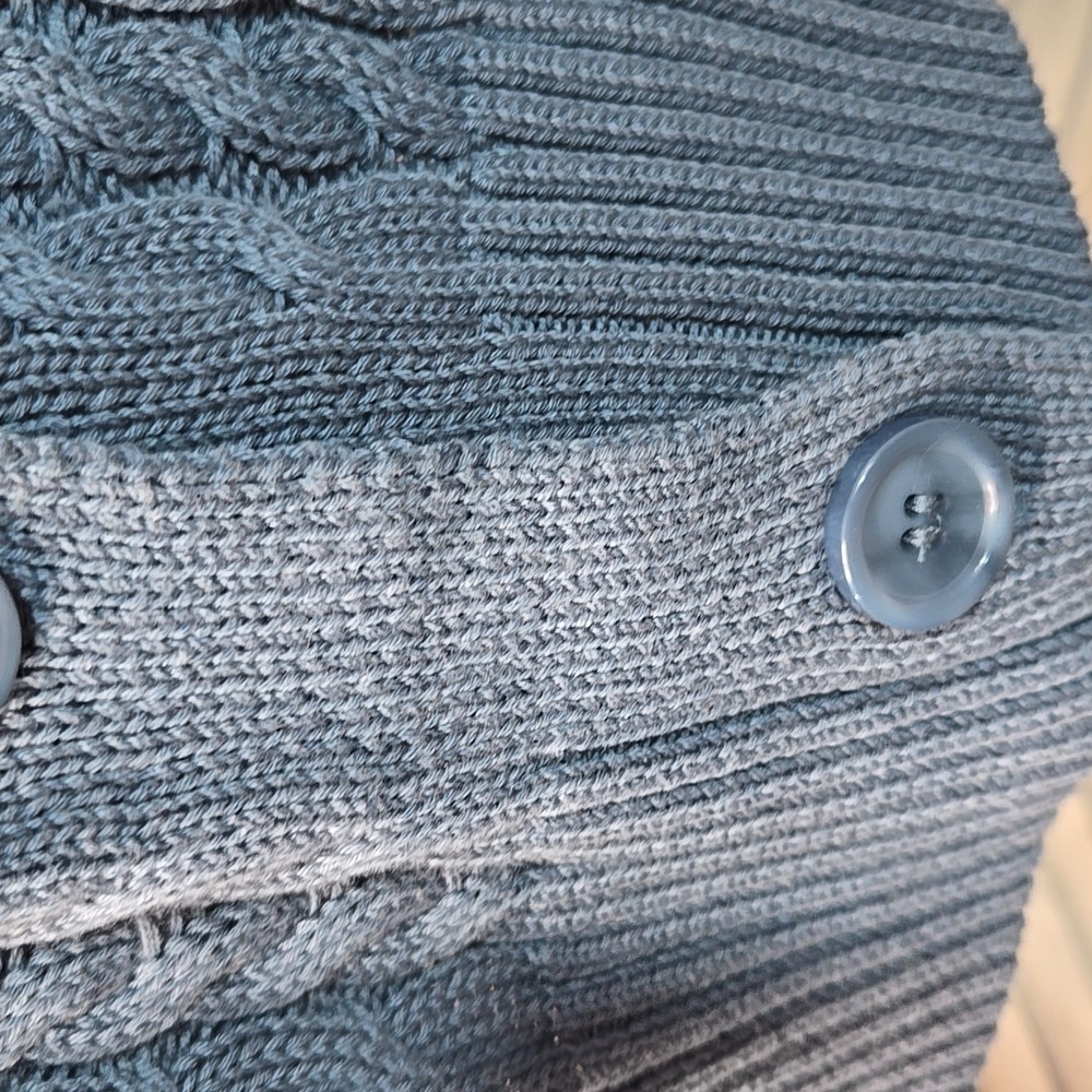 NWOT Belle by Kim Gravel Smoke Blue Cable Knit Cardigan Hip-Length - Picture 4 of 11